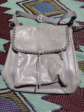 The Sak Ventura leather Backpack light gray